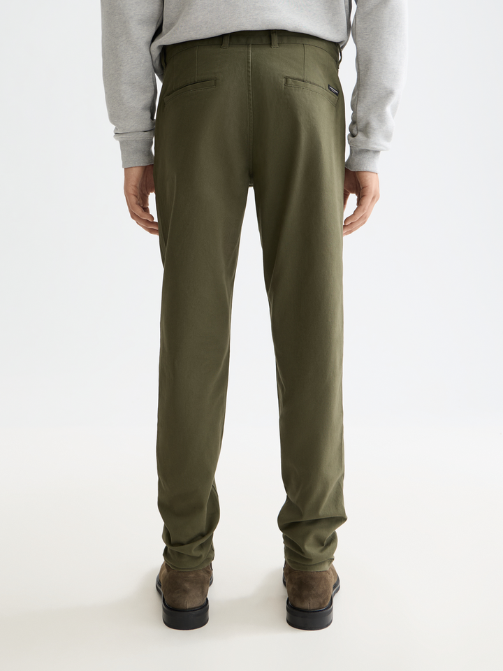 Essentials Mott Stretch Cotton Chino