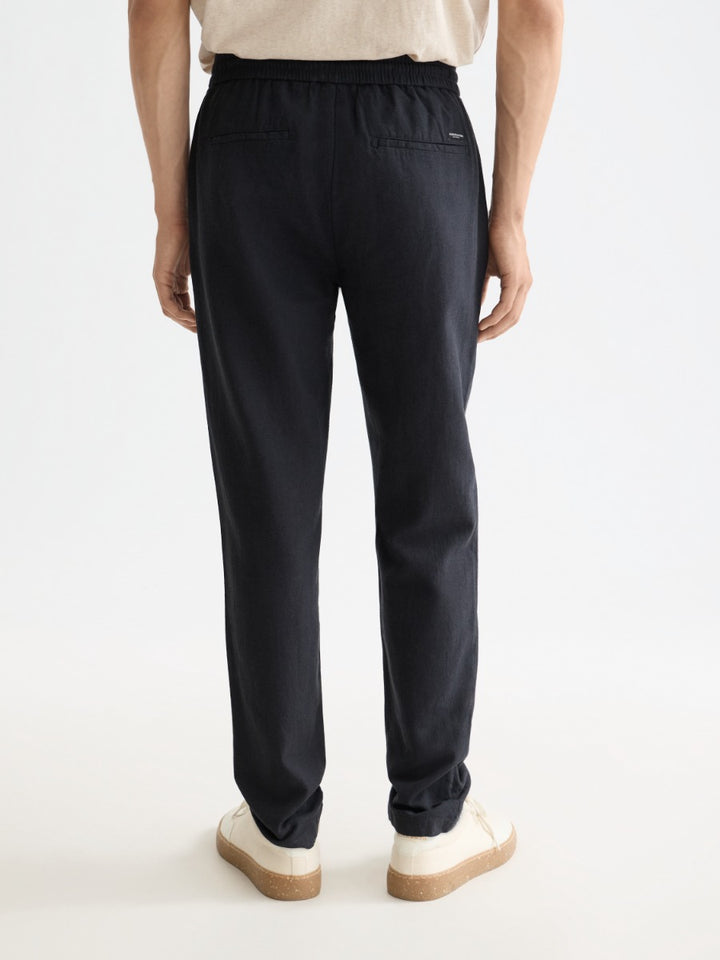 Essentials Warren Cotton/linen Twill Jogger