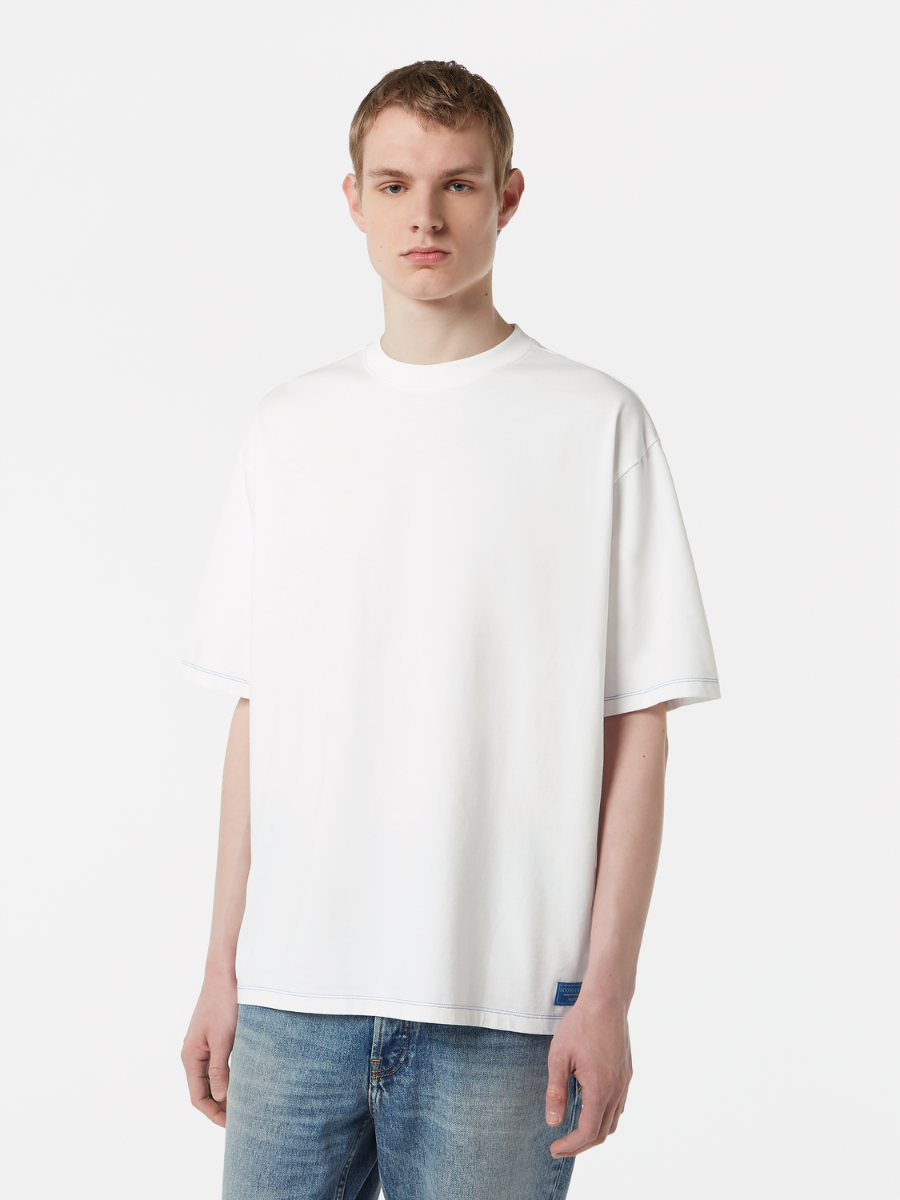 Loose-fit back artwork T-shirt