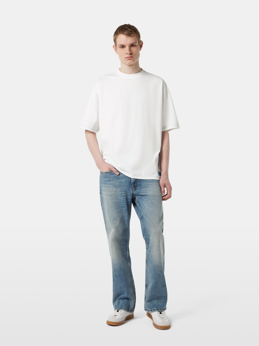 Loose-fit back artwork T-shirt