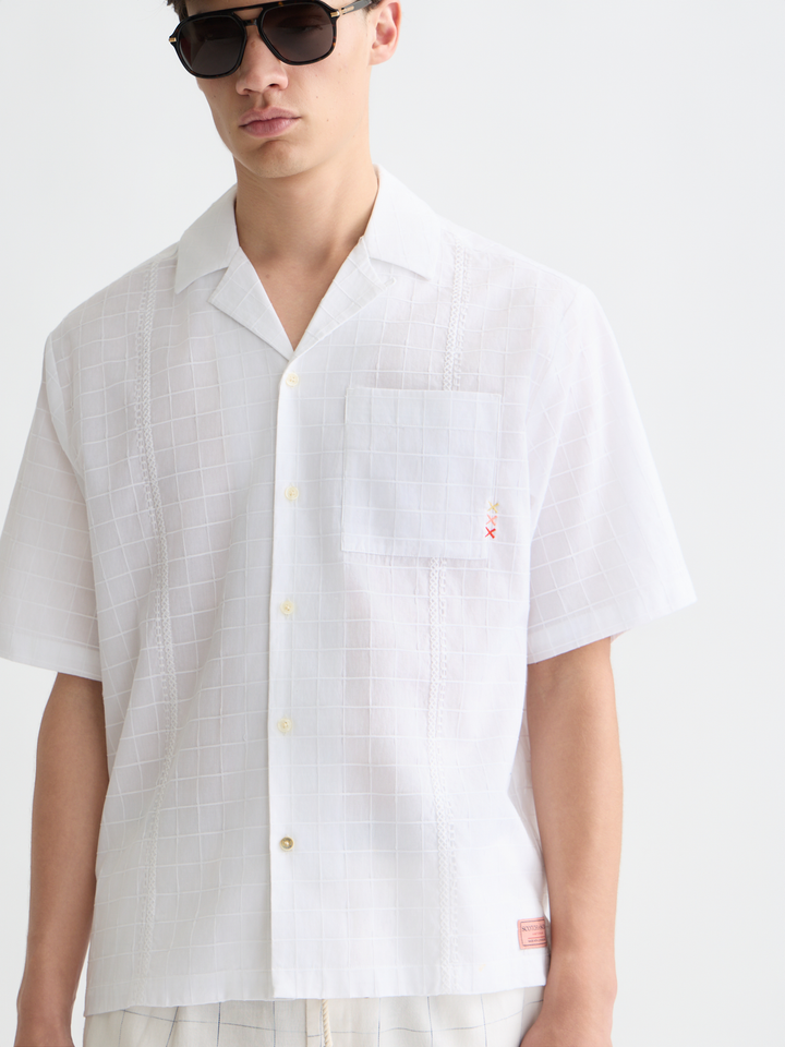 Embroidered Structured Relaxed Short Sleeve Shirt