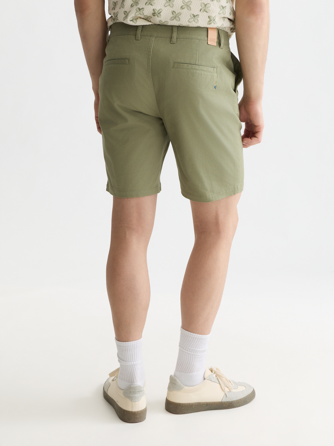 Seasonal core Stuart cotton twill regular-fit shorts