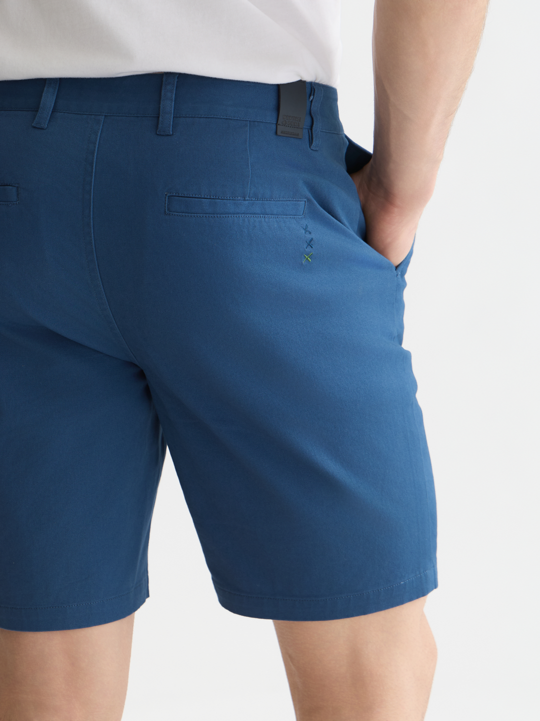 Seasonal core Stuart cotton twill regular-fit shorts