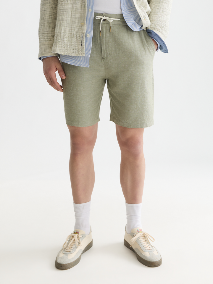 Seasonal core Fave cotton linen regular-fit shorts