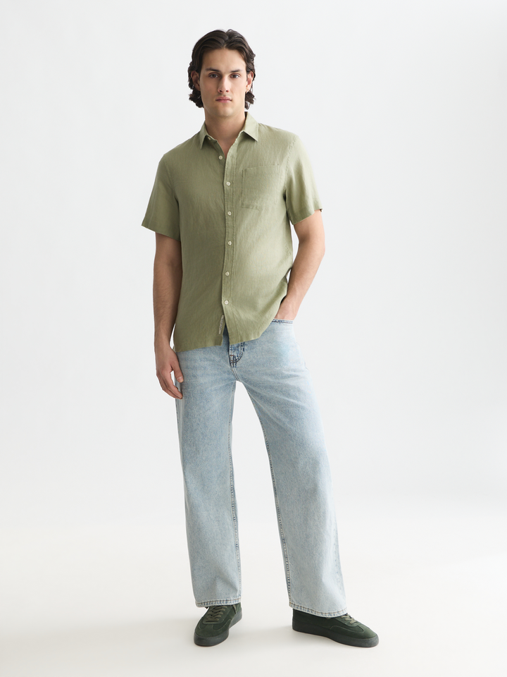 Seasonal core linen regular-fit short sleeved shirt