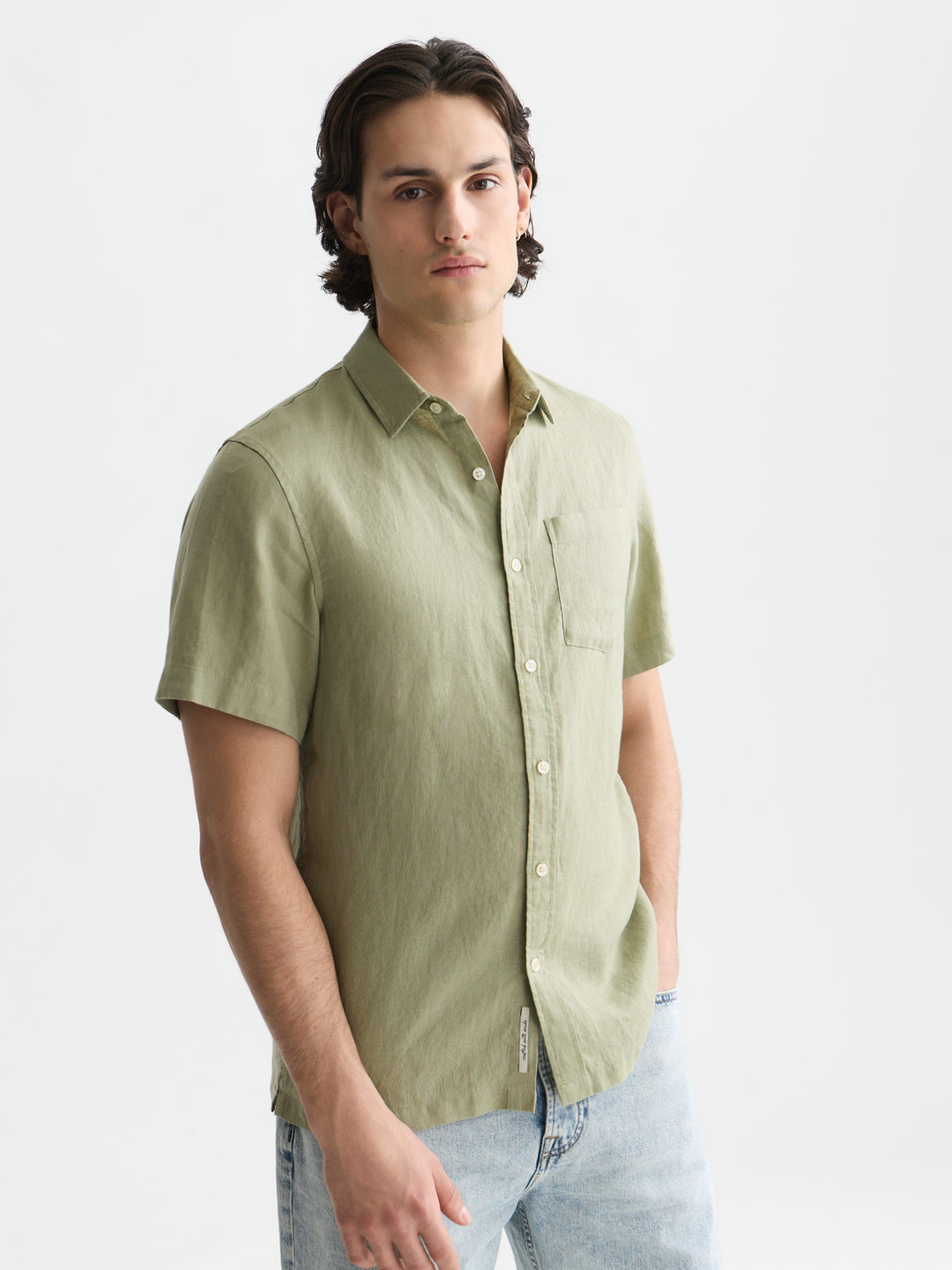 Seasonal core linen regular-fit short sleeved shirt