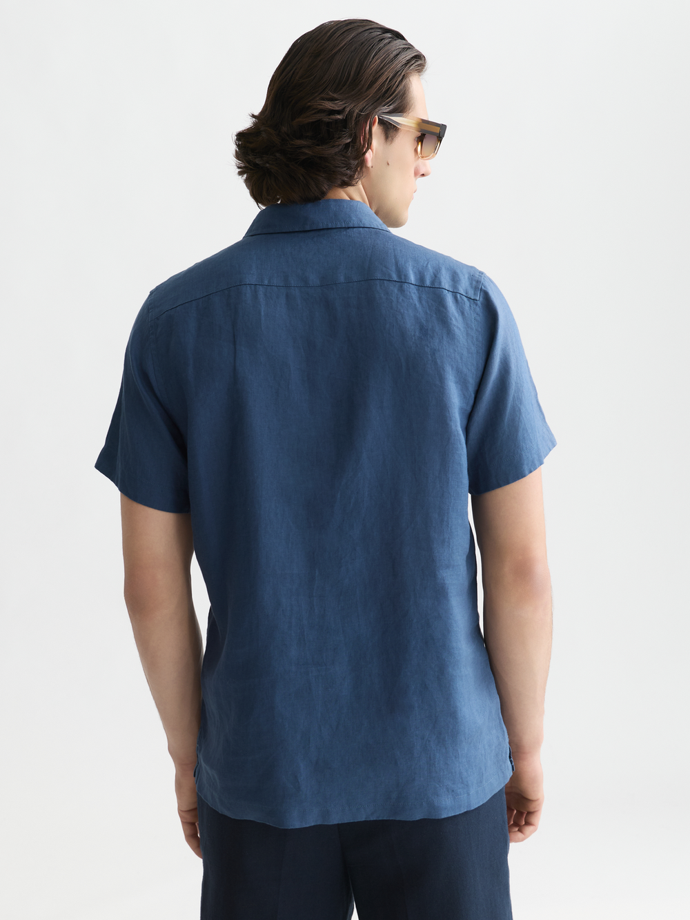 Seasonal core linen regular-fit short sleeved shirt