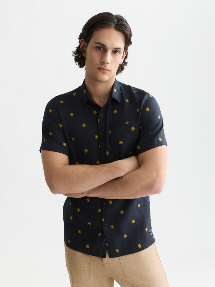 Linen printed regular-fit short-sleeved shirt