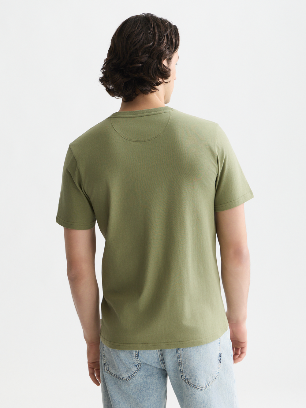Seasonal core chest logo regular-fit T-shirt