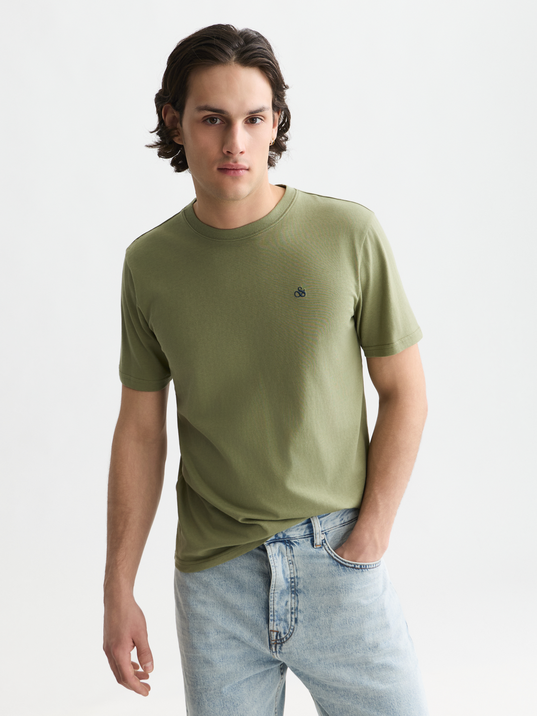 Seasonal core chest logo regular-fit T-shirt