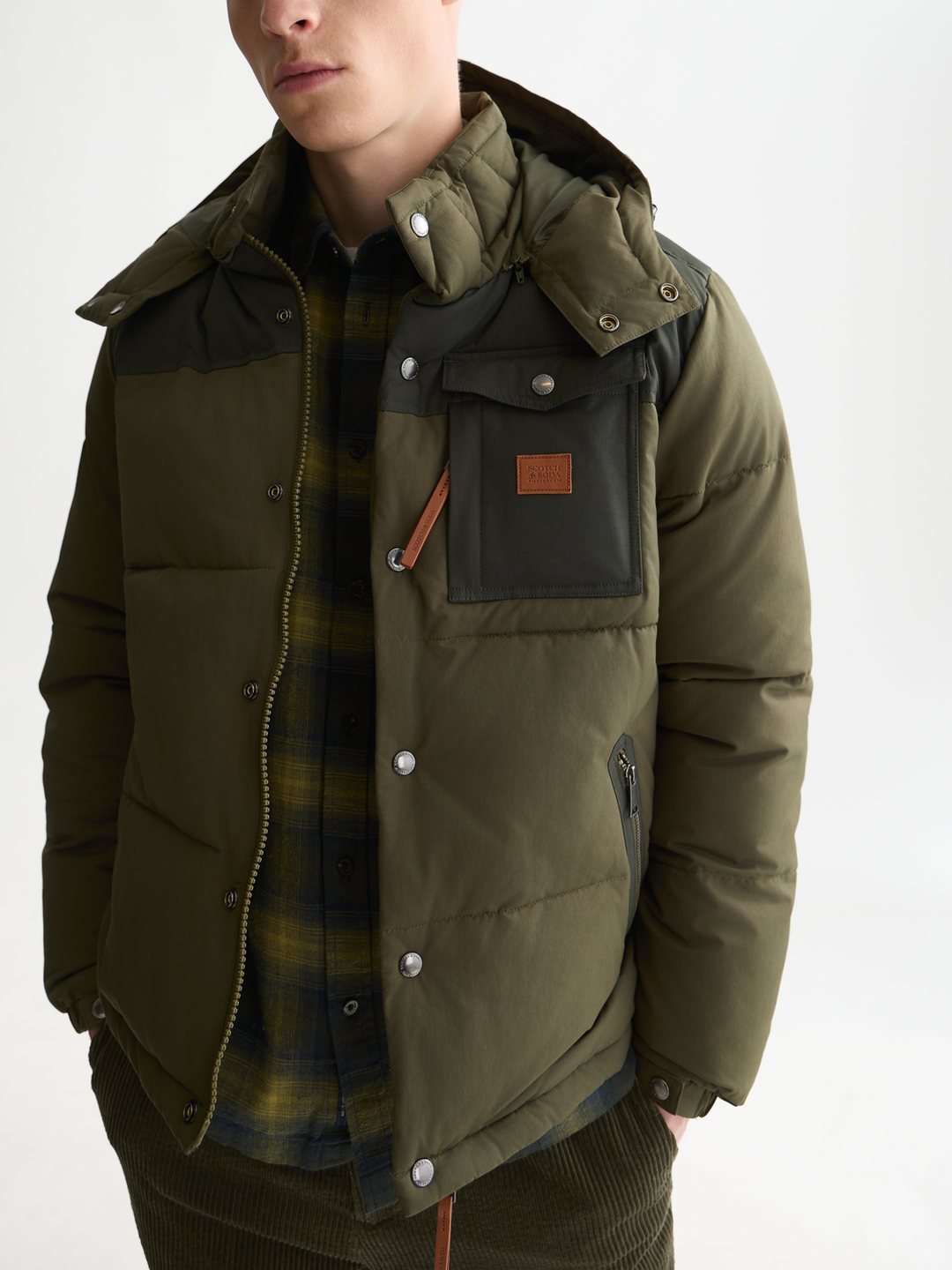 Hooded puffer jacket