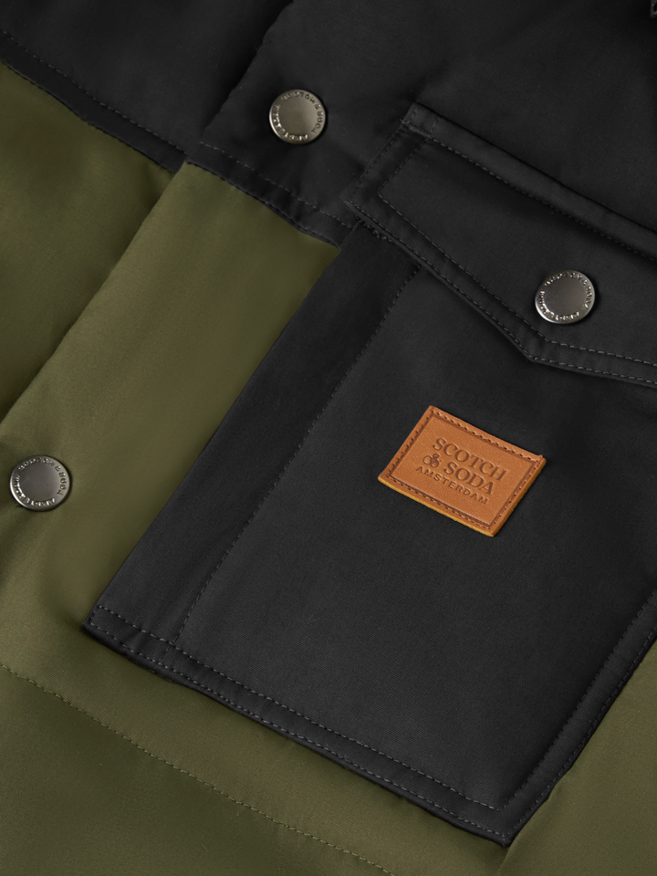 Hooded puffer jacket
