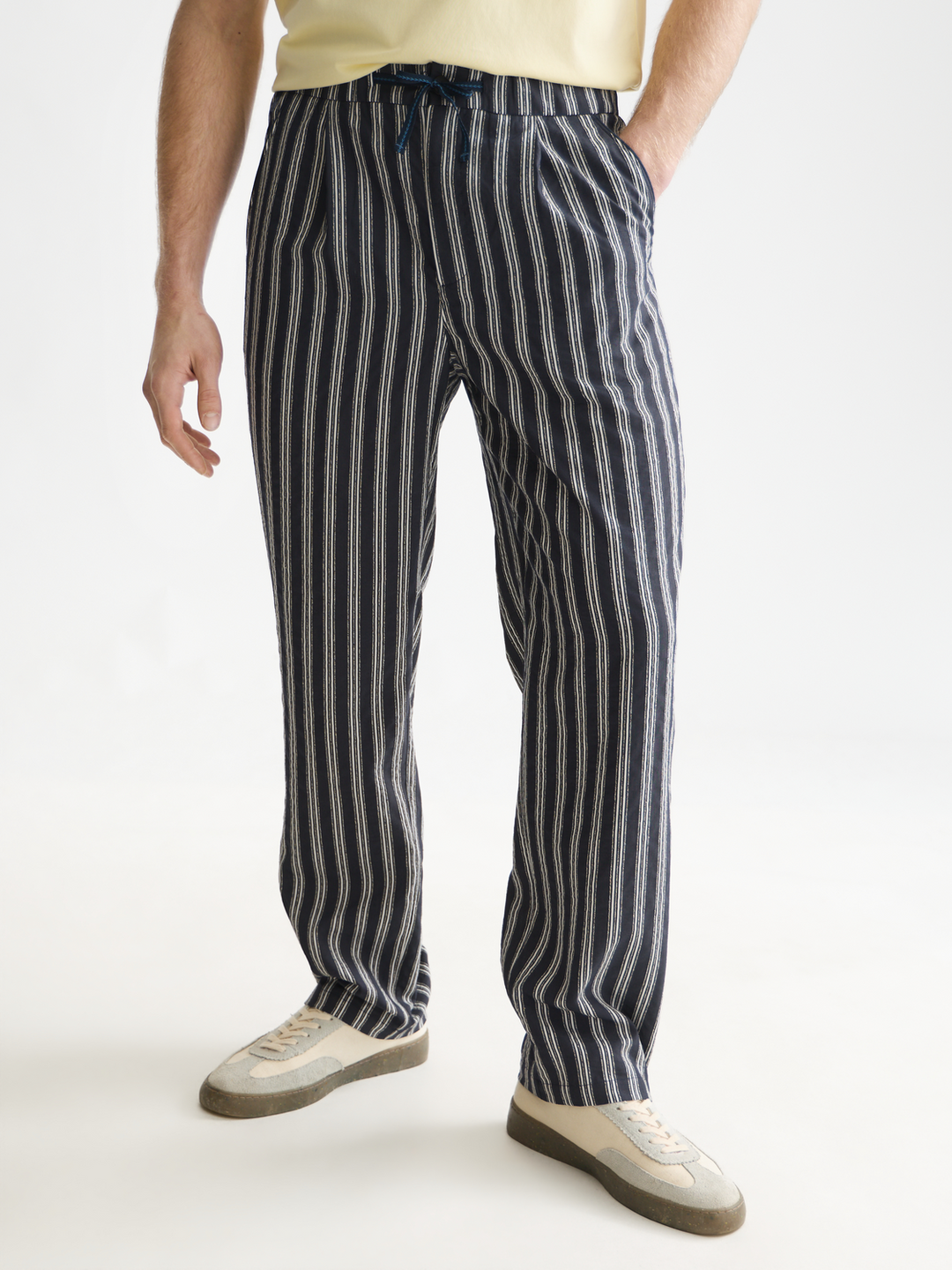 Oliver striped pleated jogger