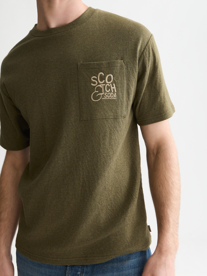 Bonded chest pocket and artwork relaxed-fit T-shirt