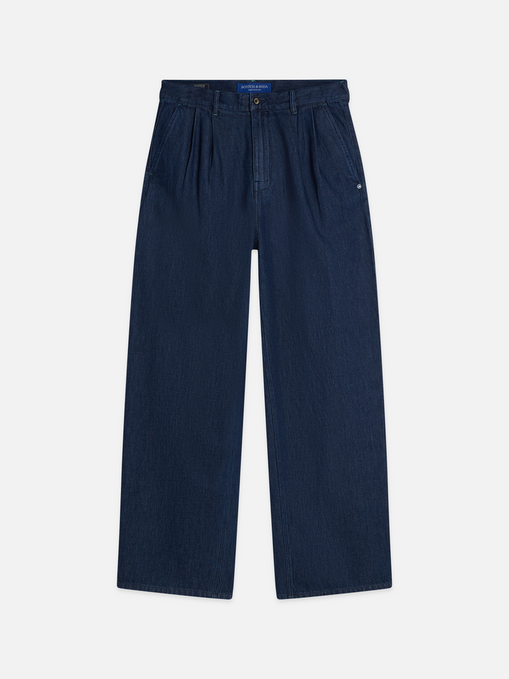 Loose-fit chino jeans