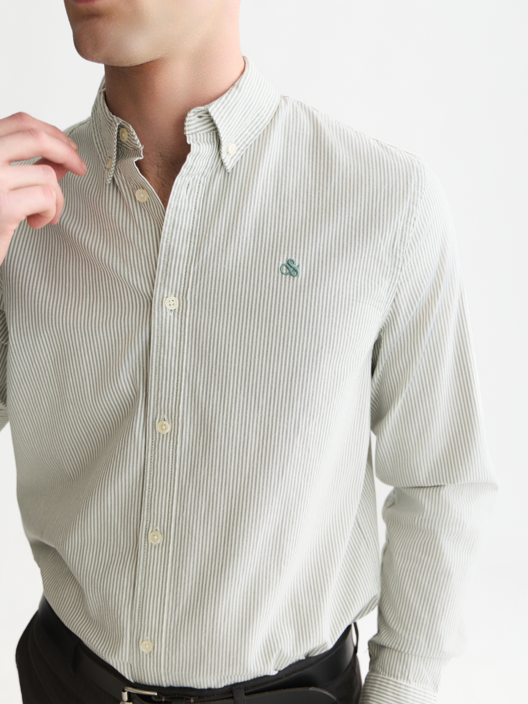 Seasonal core oxford striped regular-fit shirt