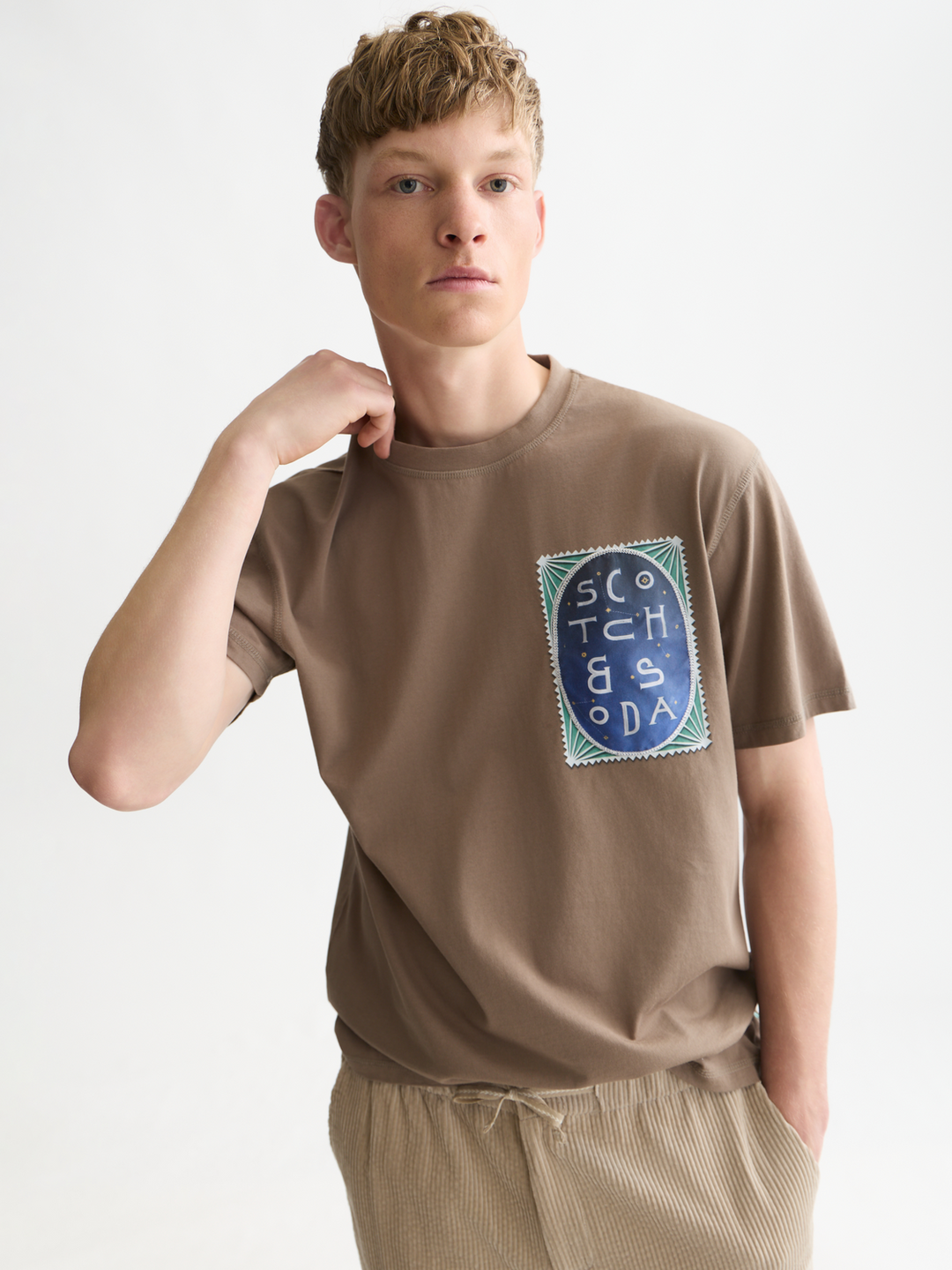 Chest artwork relaxed-fit T-shirt