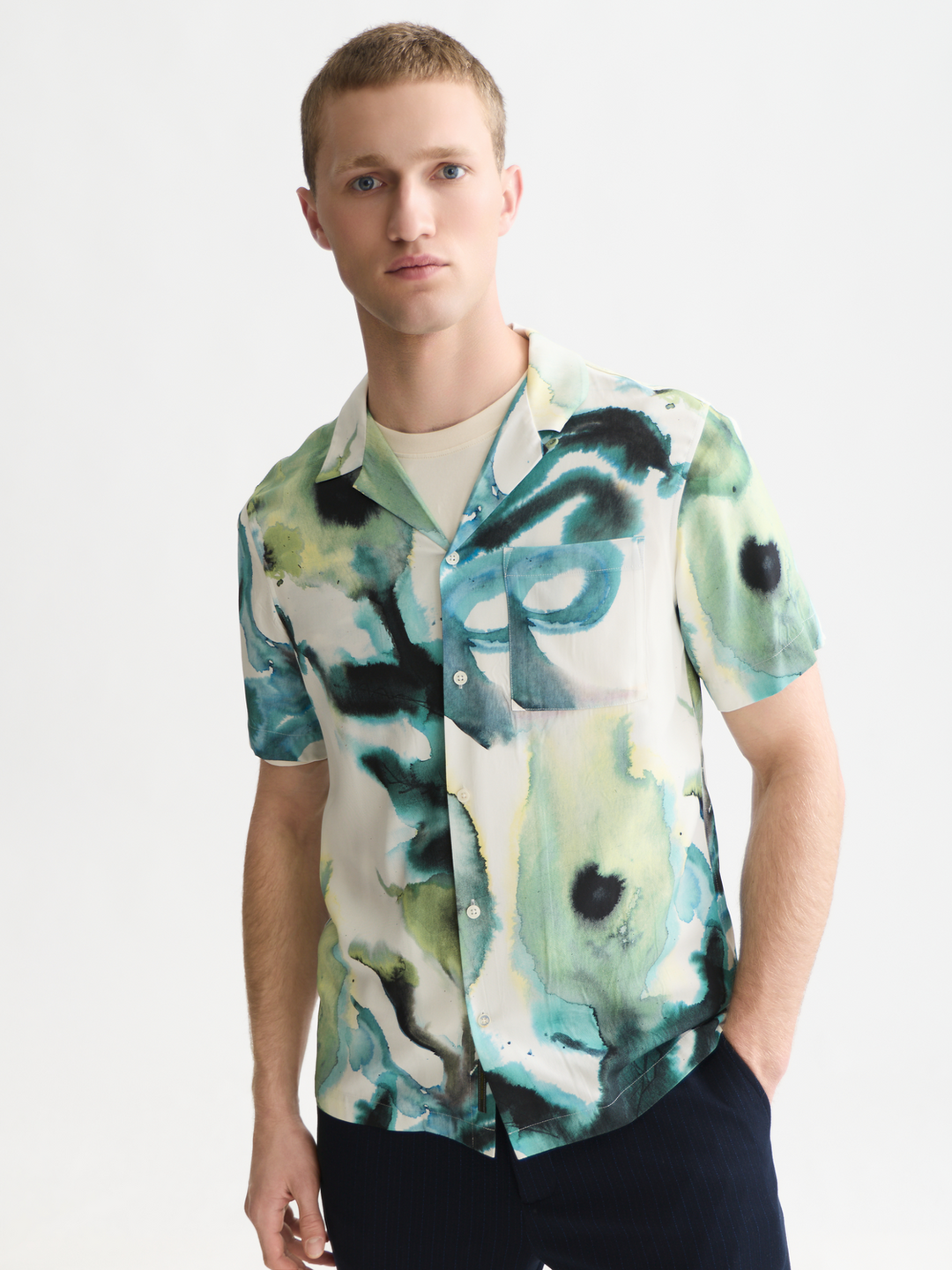Viscose printed short sleeved regular-fit shirt