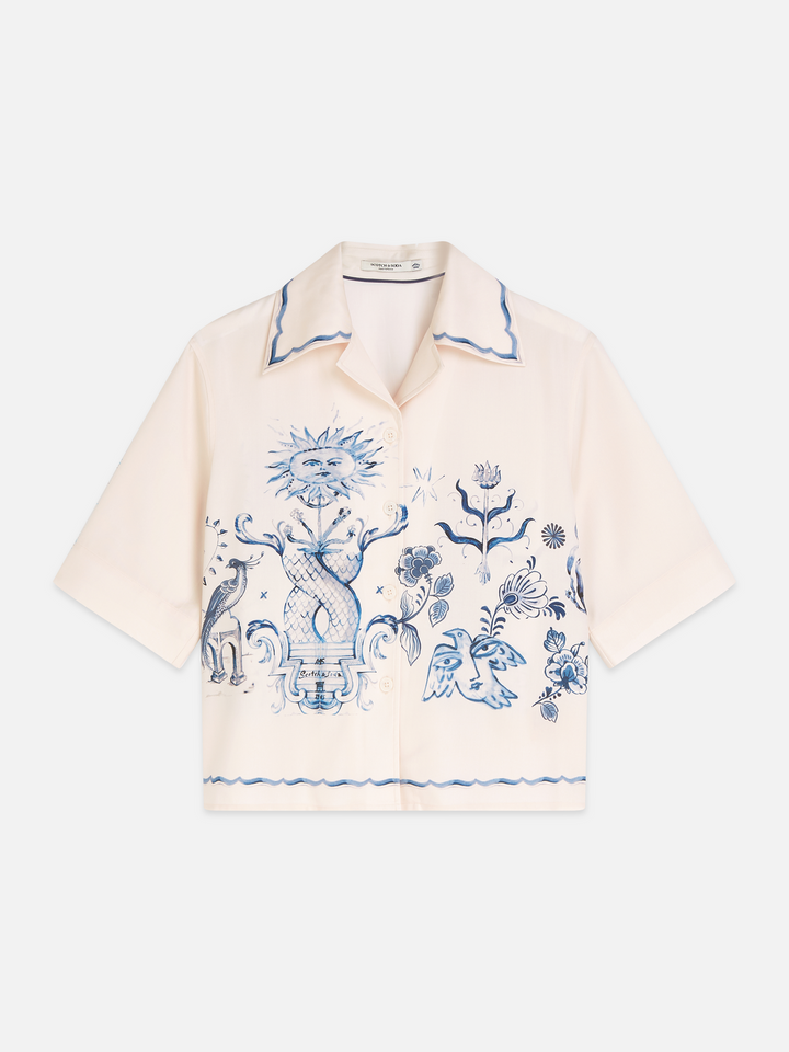Printed short-sleeved camp shirt