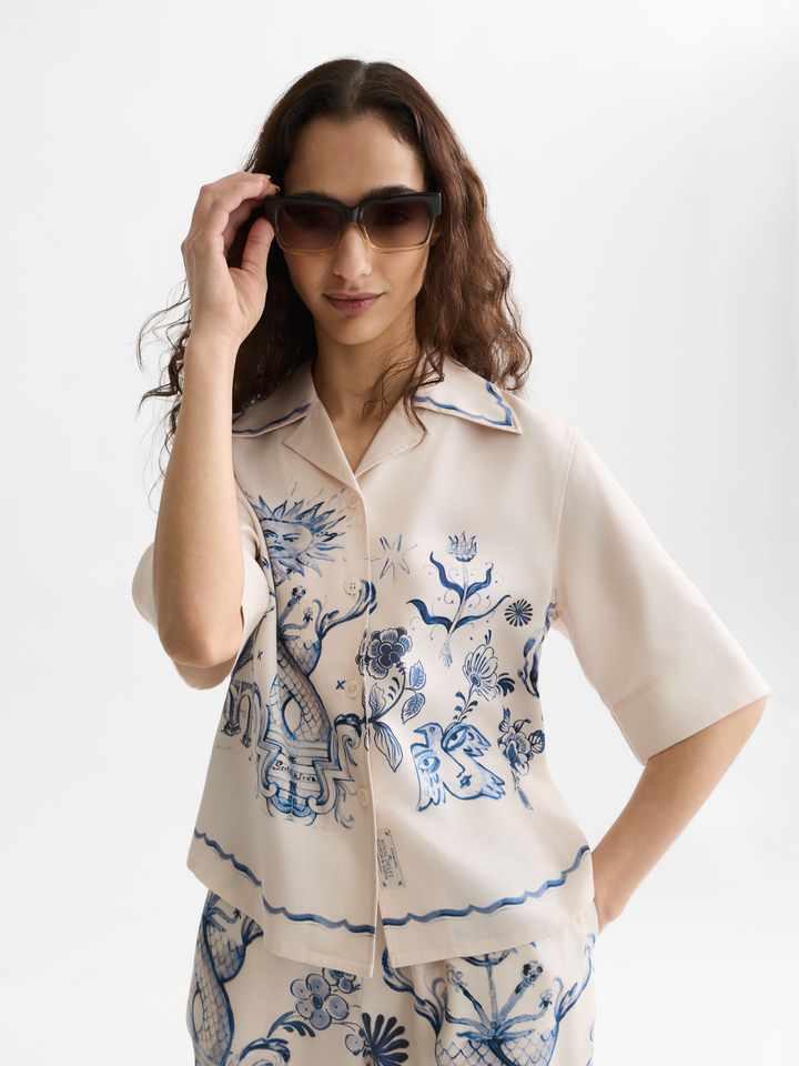 Printed short-sleeved camp shirt