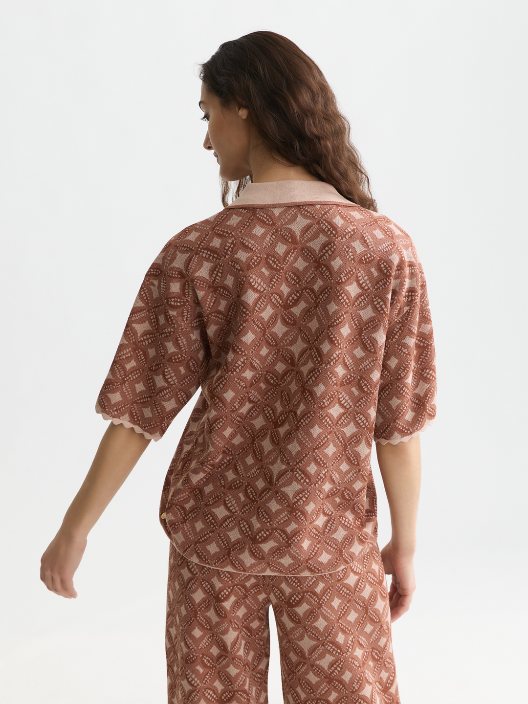 Jacquard knitted short-sleeve shirt