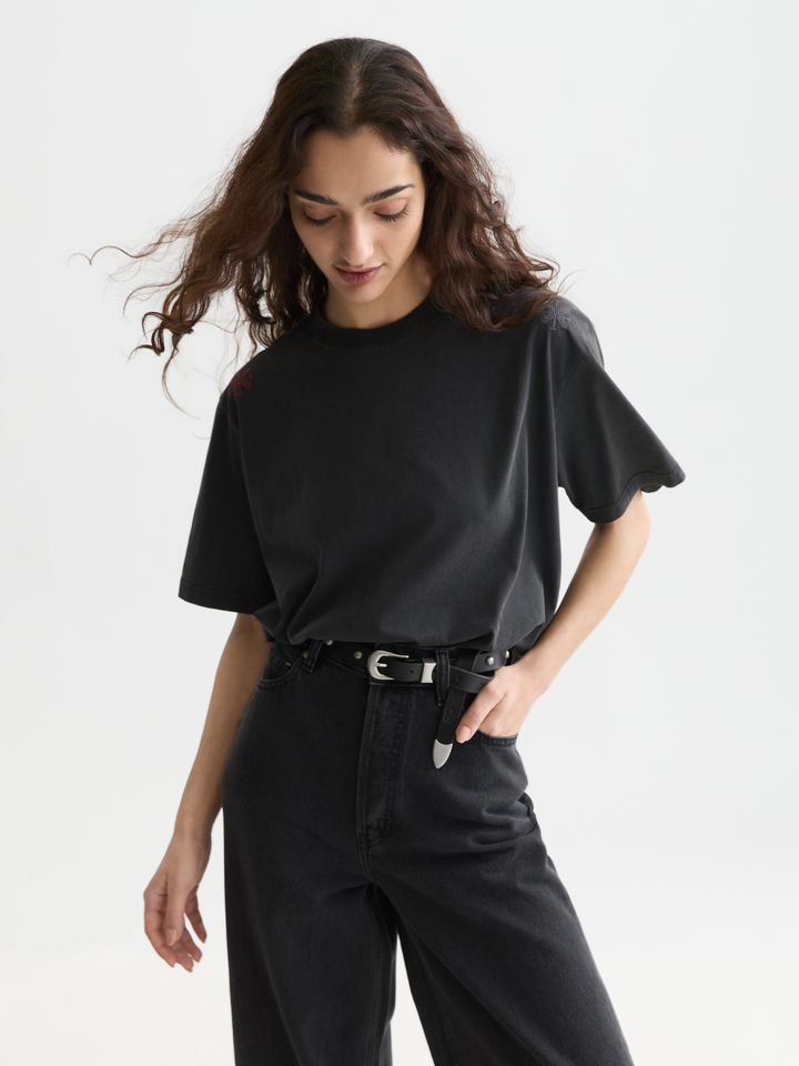Washed loose-fit t-shirt with embroidery
