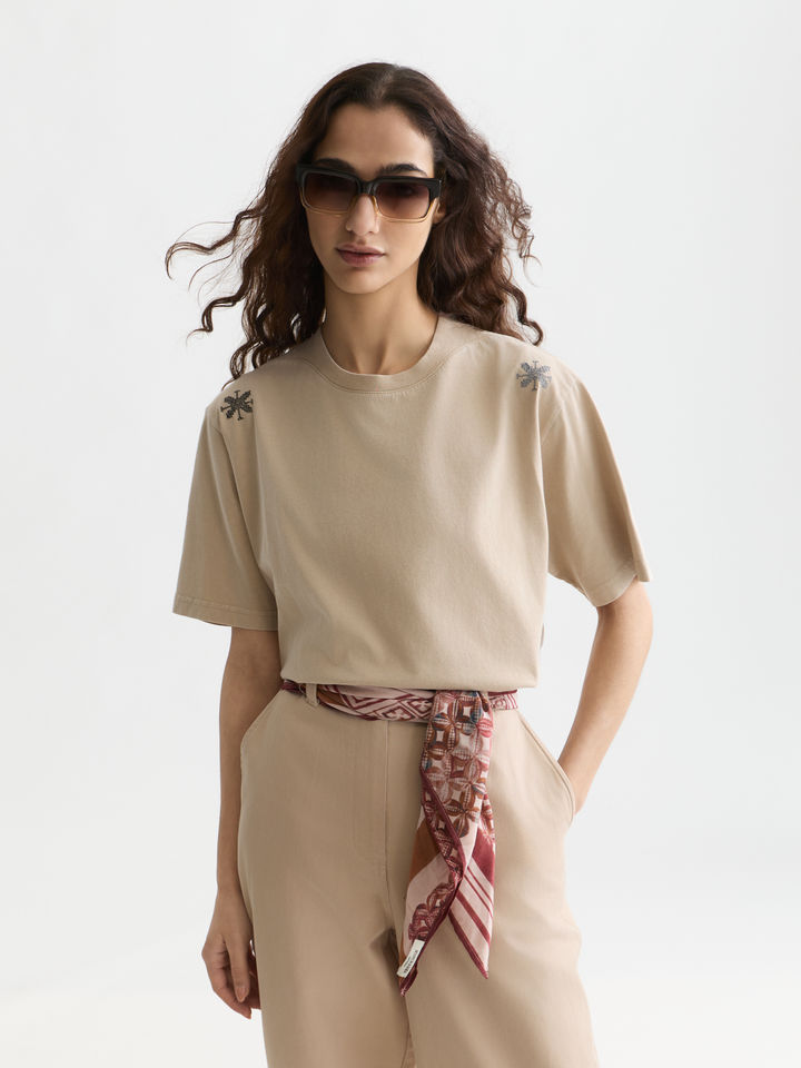 Washed loose-fit t-shirt with embroidery