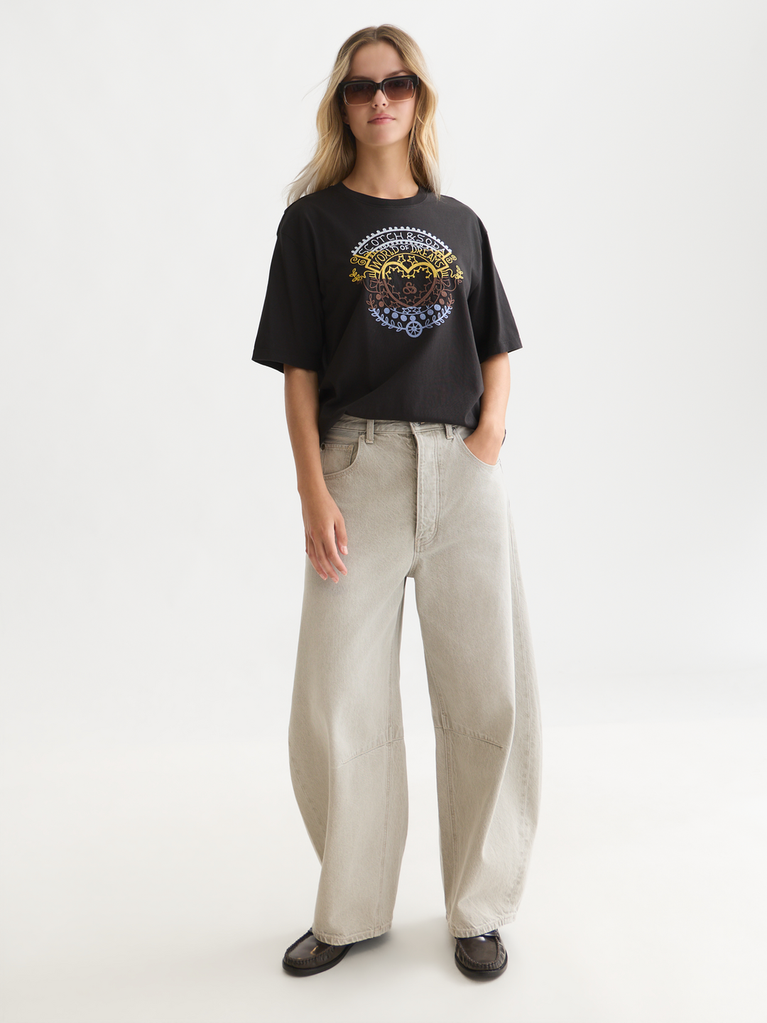 Embroidered loose-fit T-shirt