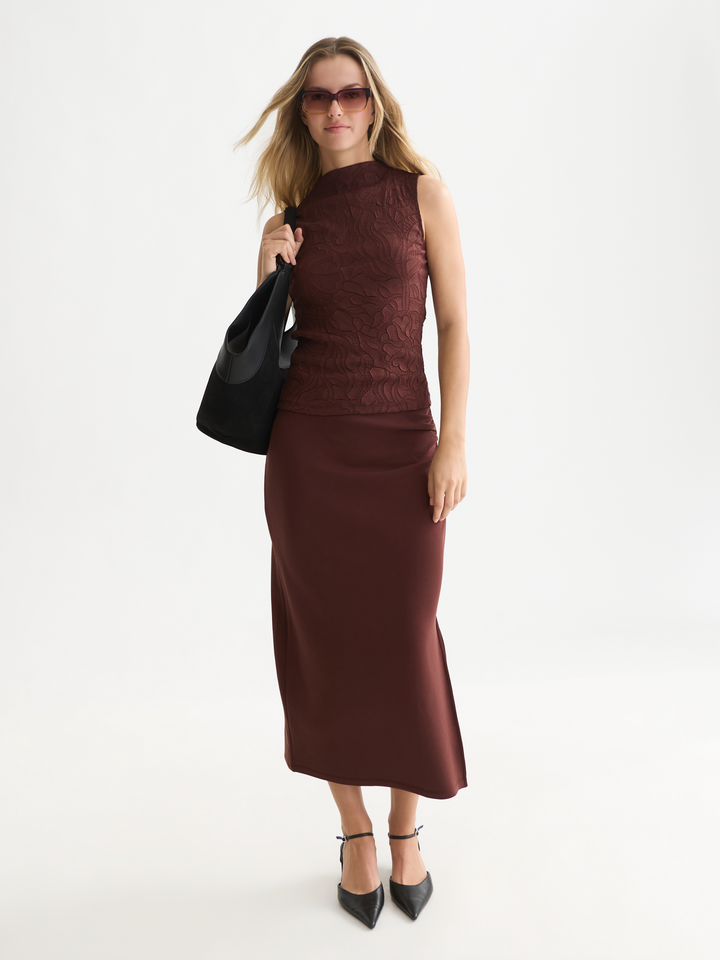 Embossed pleat mock neck tank
