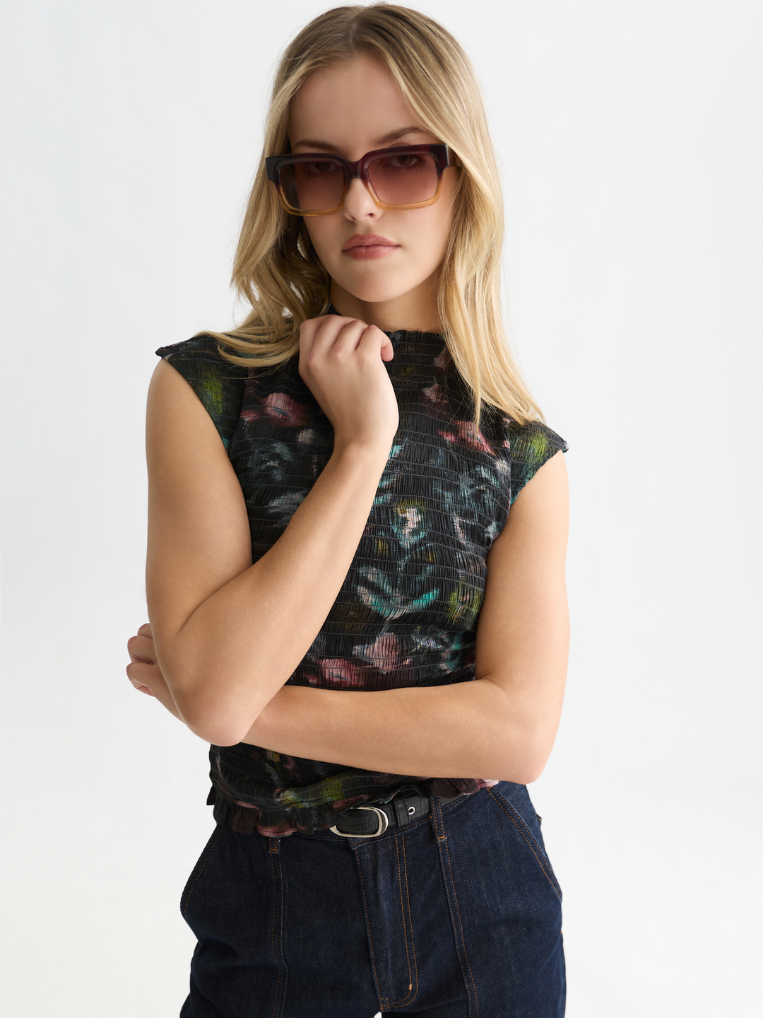 Printed smocked short-sleeved top