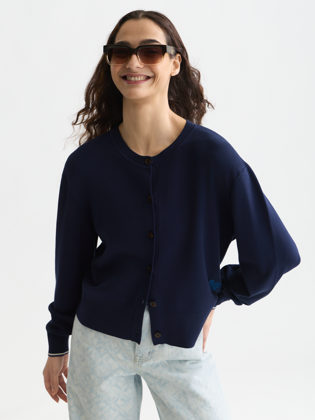Compact relaxed-fit cardigan