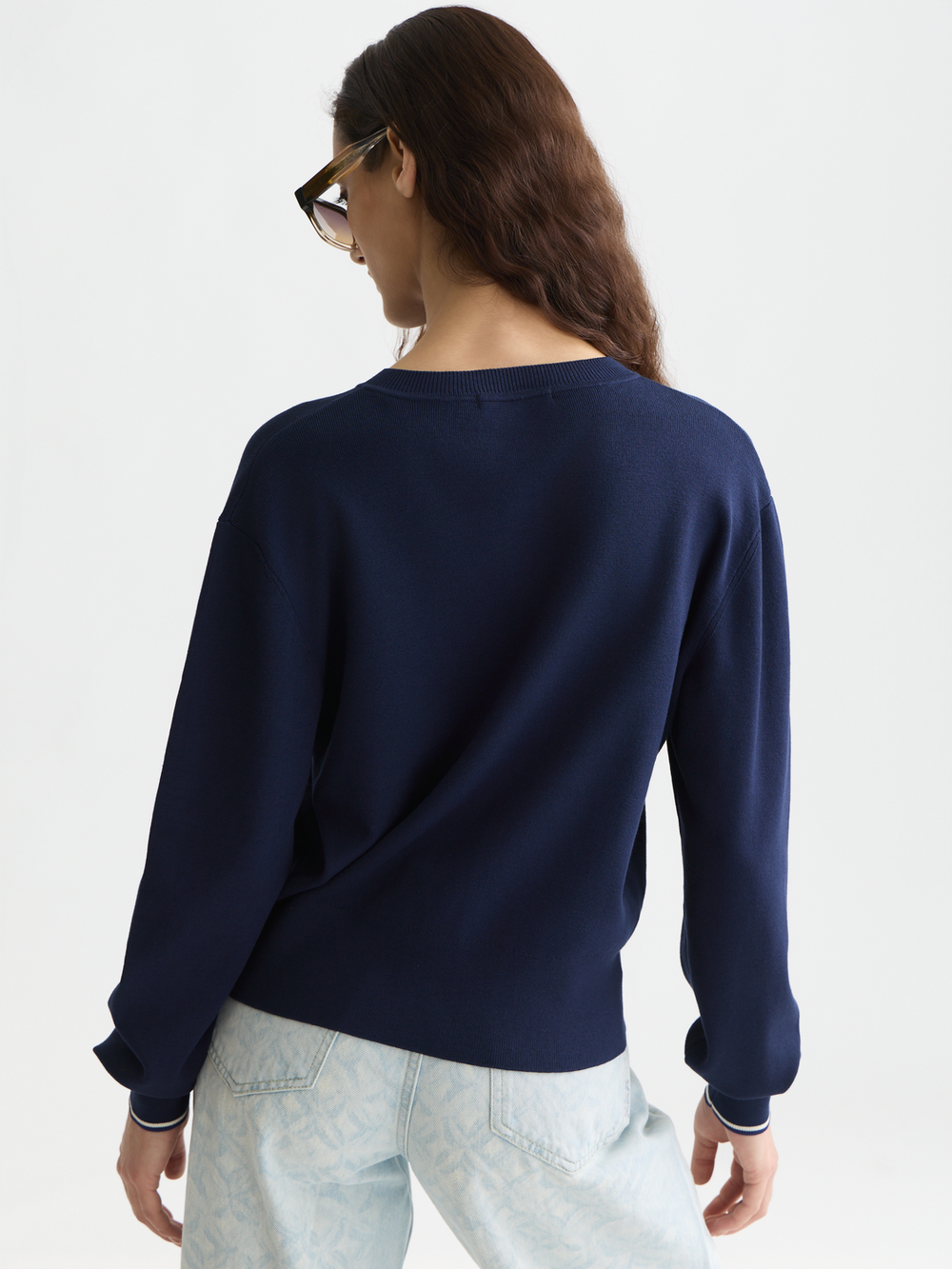Compact relaxed-fit cardigan
