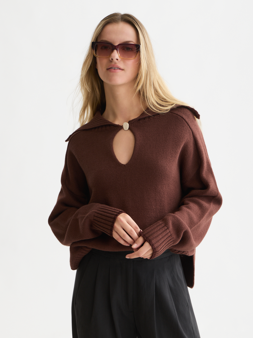 Button detail boxy-fit pullover