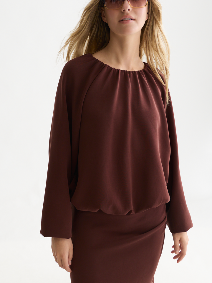 Gathered tencel sweatshirt