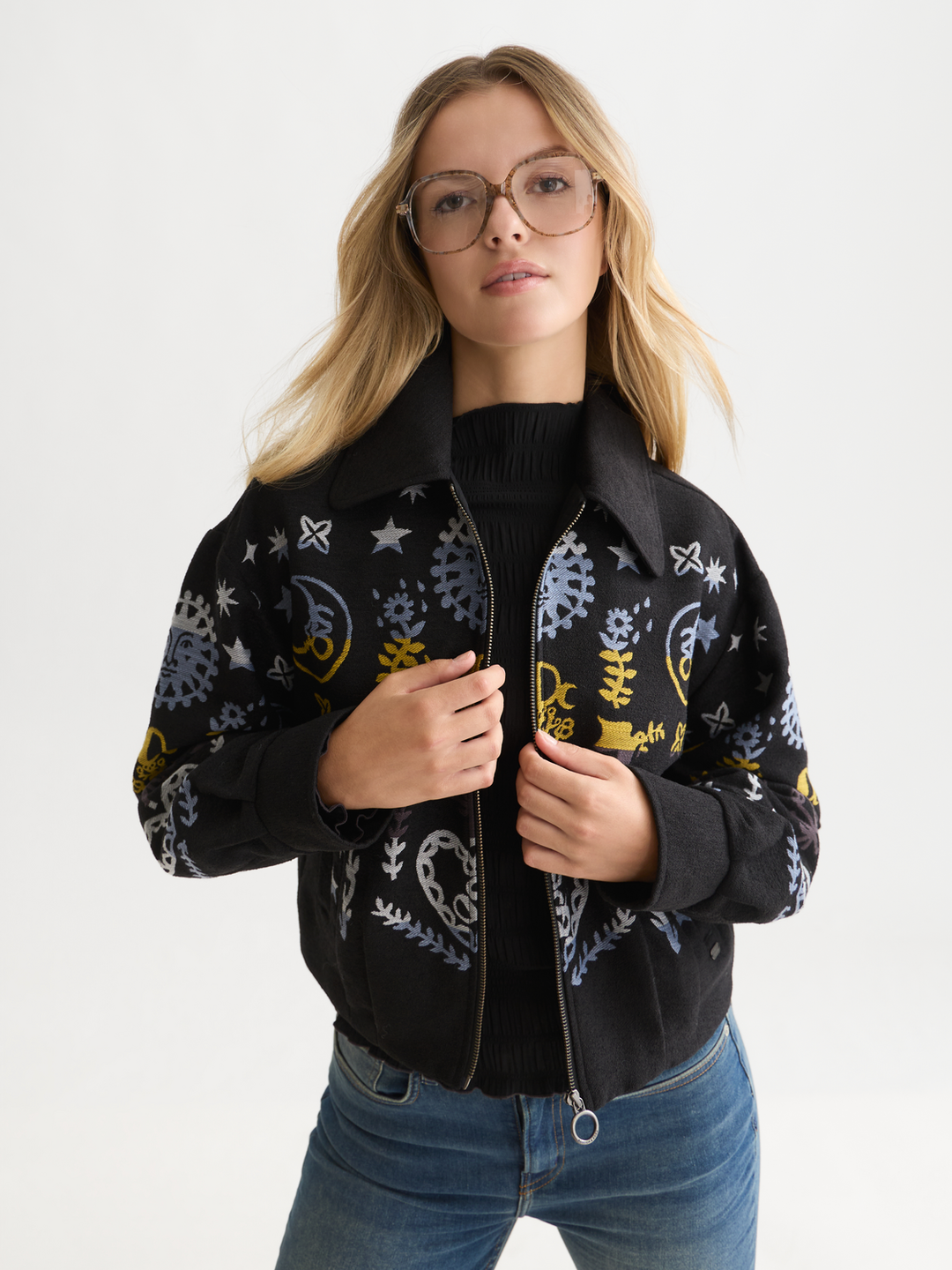 Jacquard short jacket