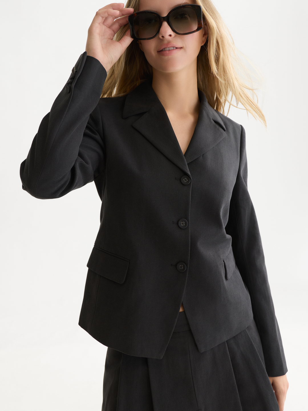 Gabardine fitted blazer