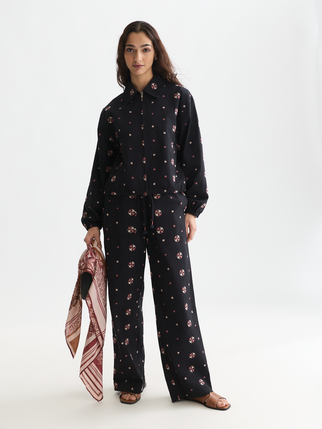 Noa - high-rise wide-leg embroidered pull-on pants