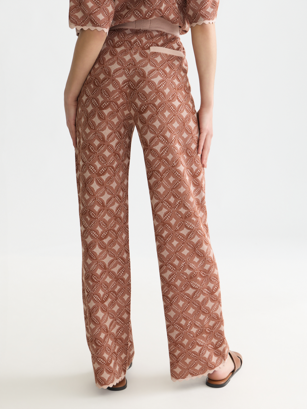 Jacquard knitted relaxed-fit trousers