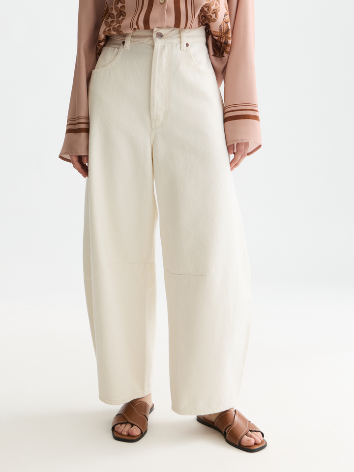 Eve barrel leg — Porcelain White