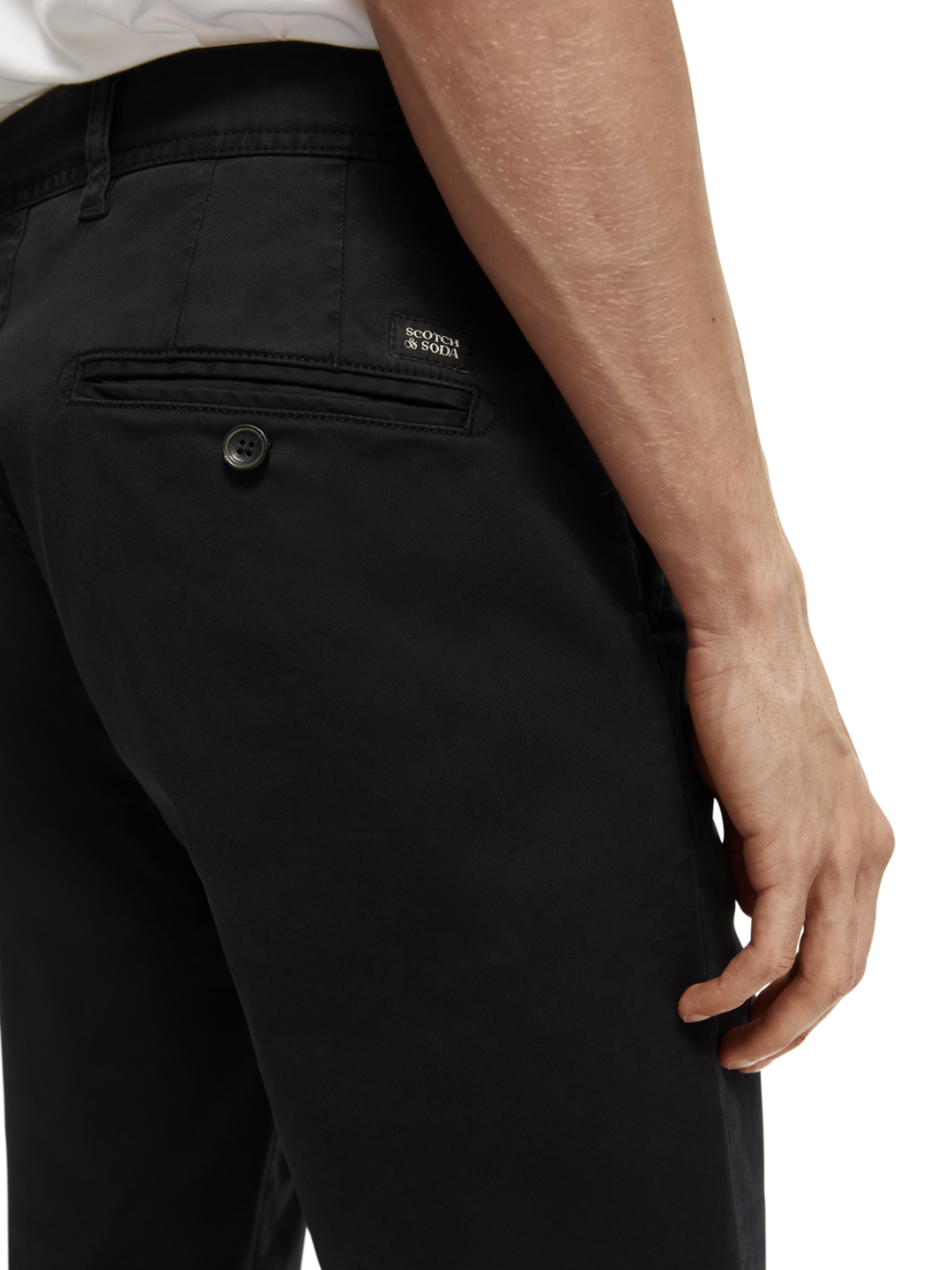 Essentials - Stuart Regular Slim-Fit Chino