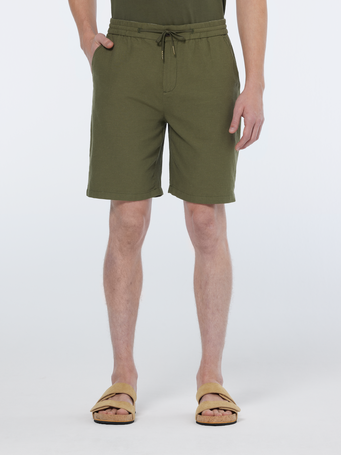 Seasonal core-Fave cotton linen relaxed fit bermuda