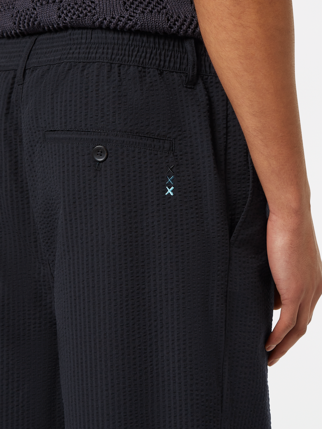Pleated relaxed straight cotton-blend seersucker jogger