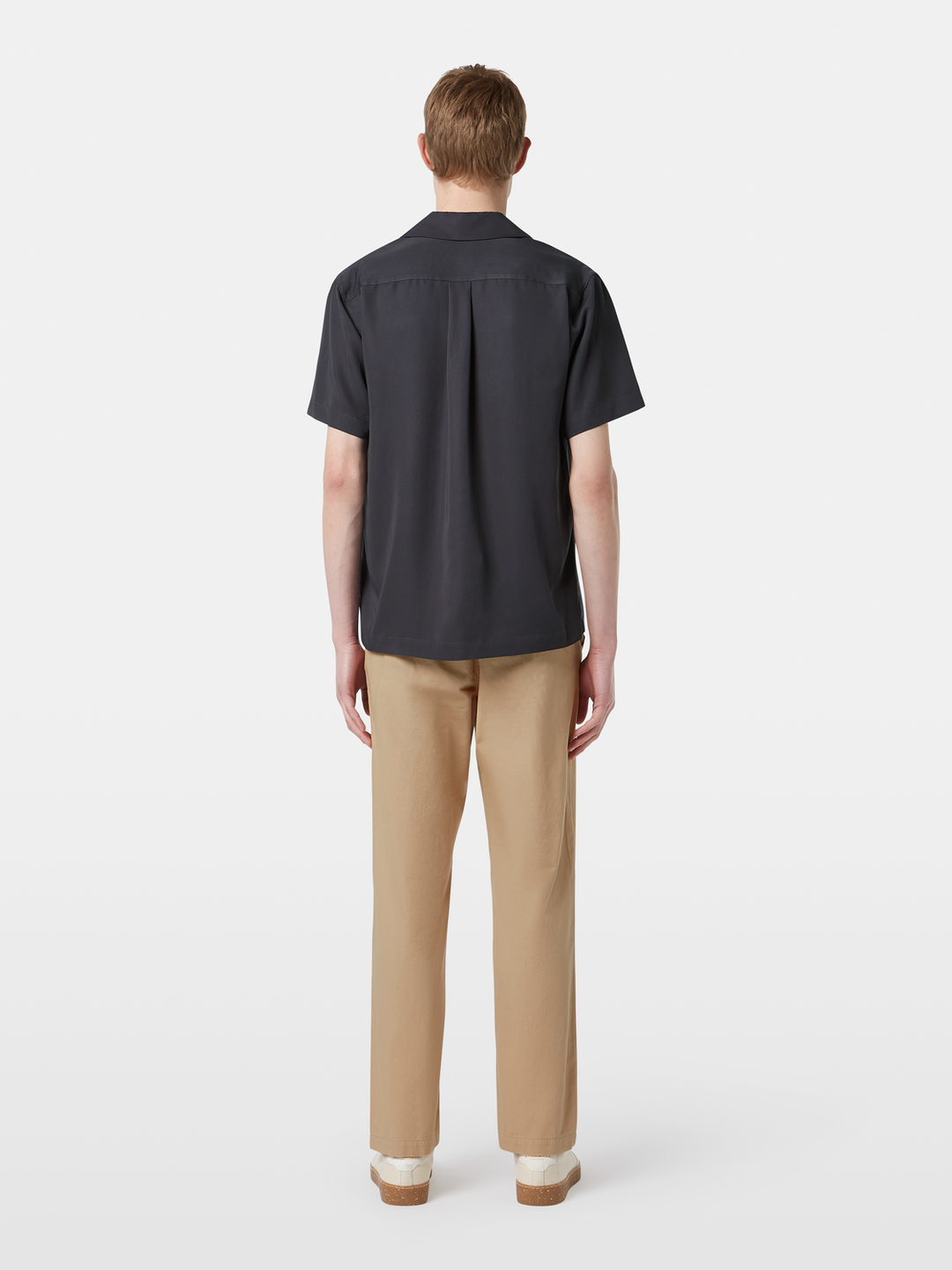 Short-sleeved regular fit sateen shirt
