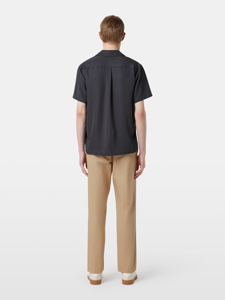 Short-sleeved regular fit sateen shirt