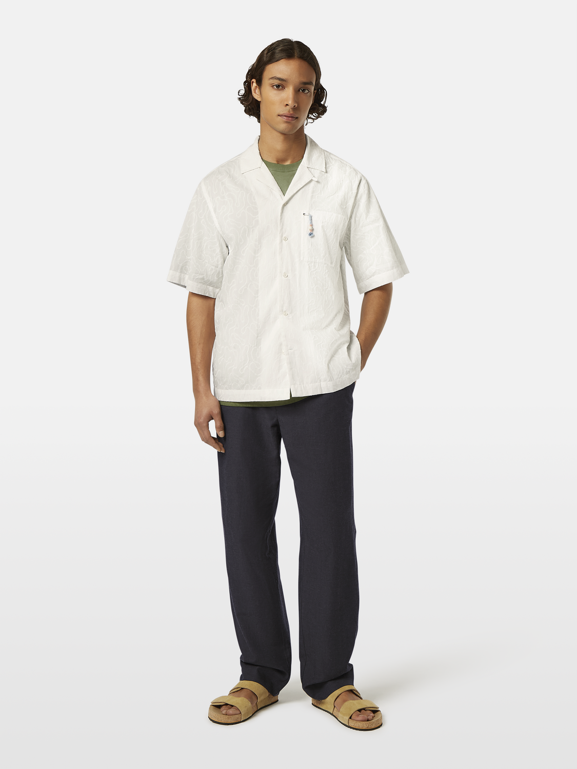 Embroidered short-sleeved relaxed-fit shirt