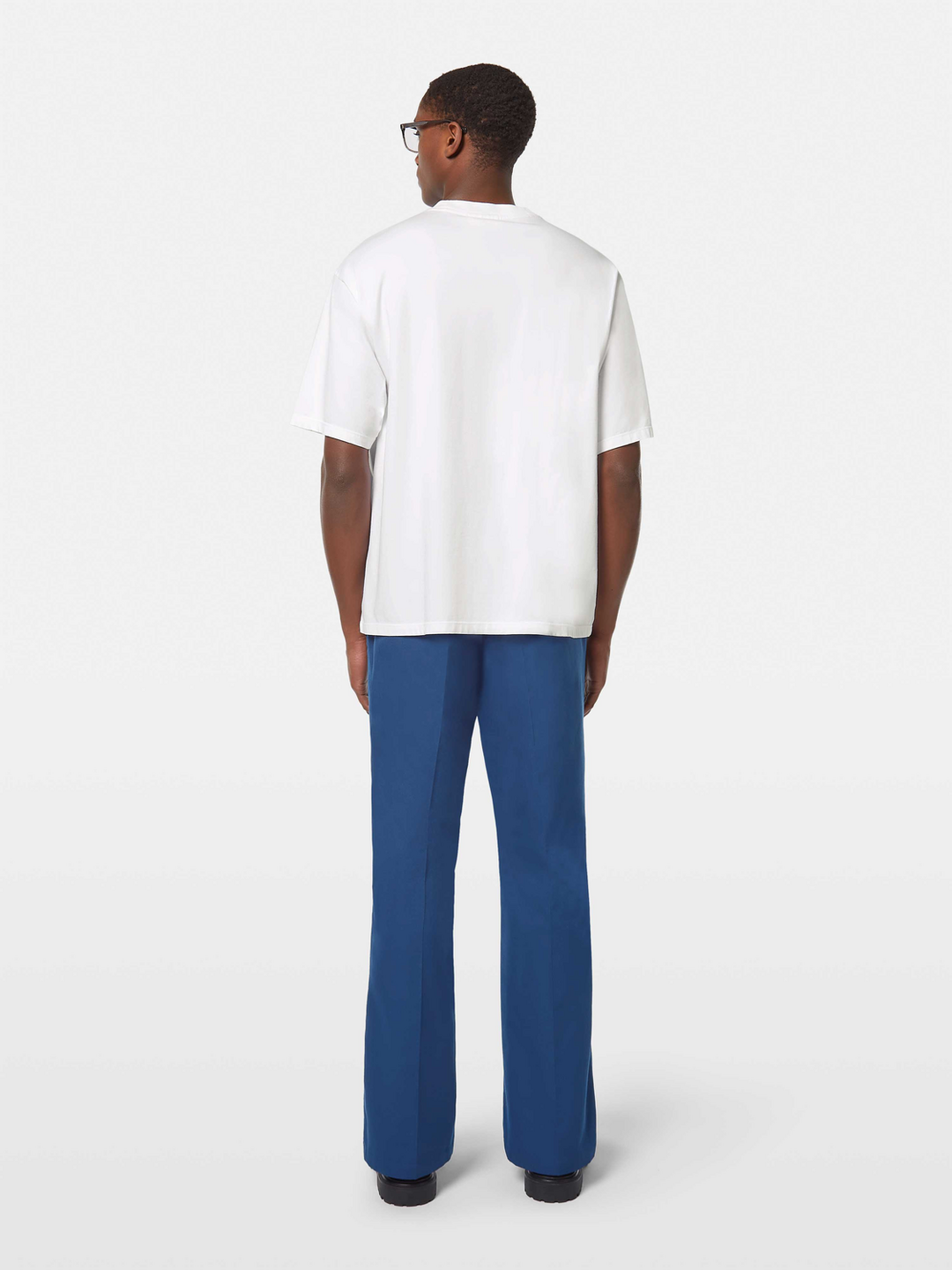 Loose fit front chest artwork T-shirt