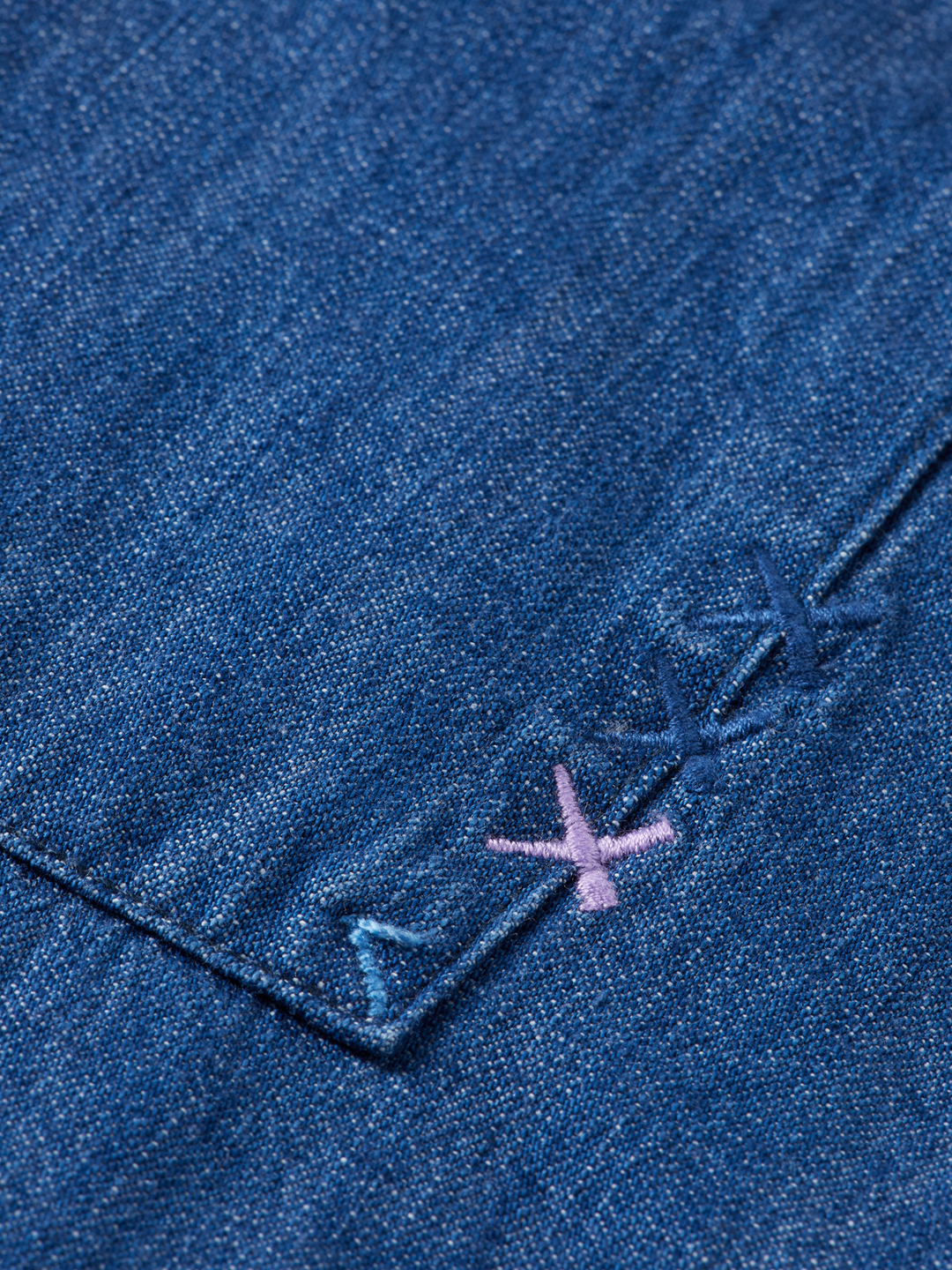 Popover workwear shirt in lightweight  denim quality