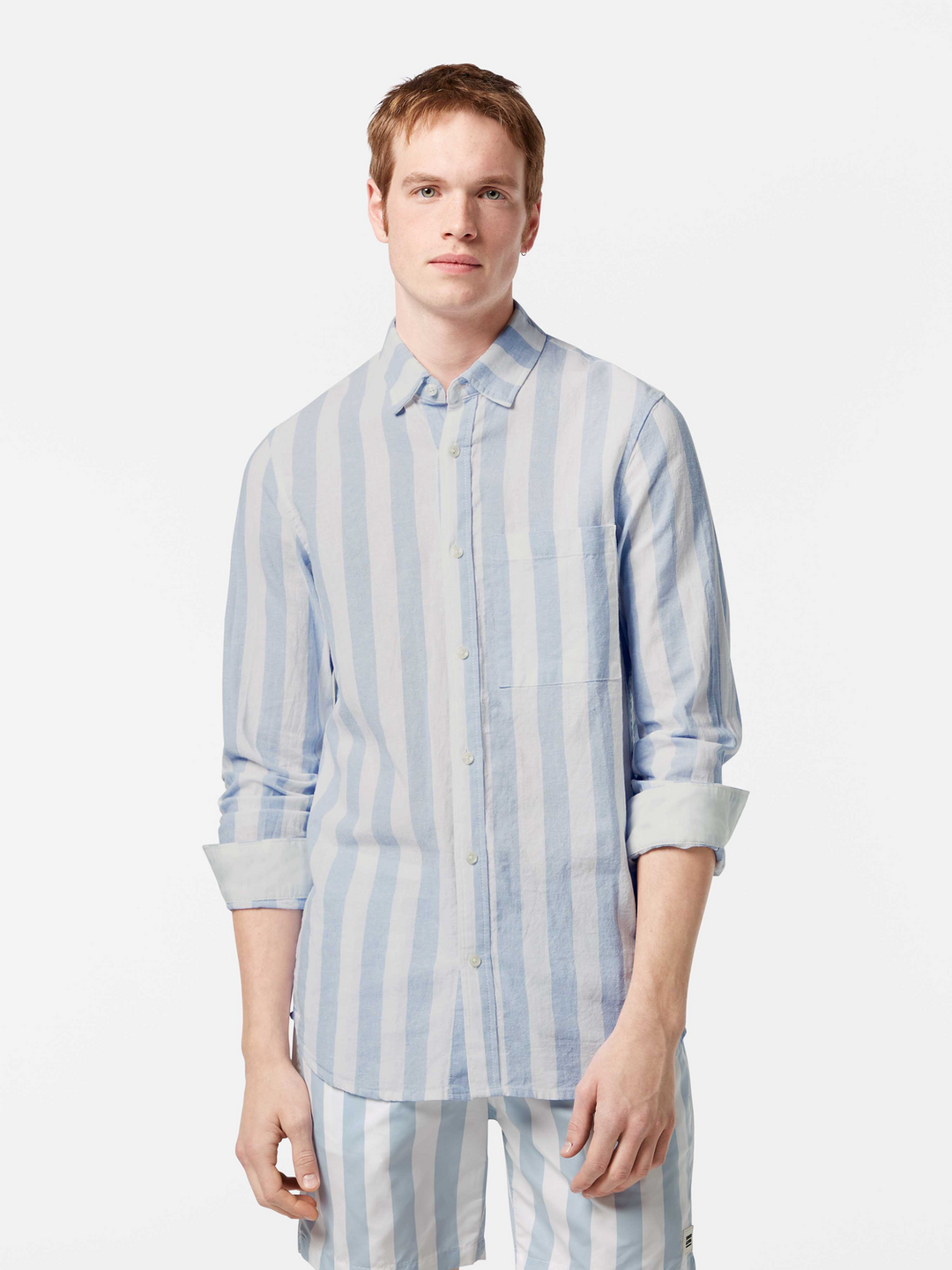 Yarn-dyed linen blend striped regular fit shirt