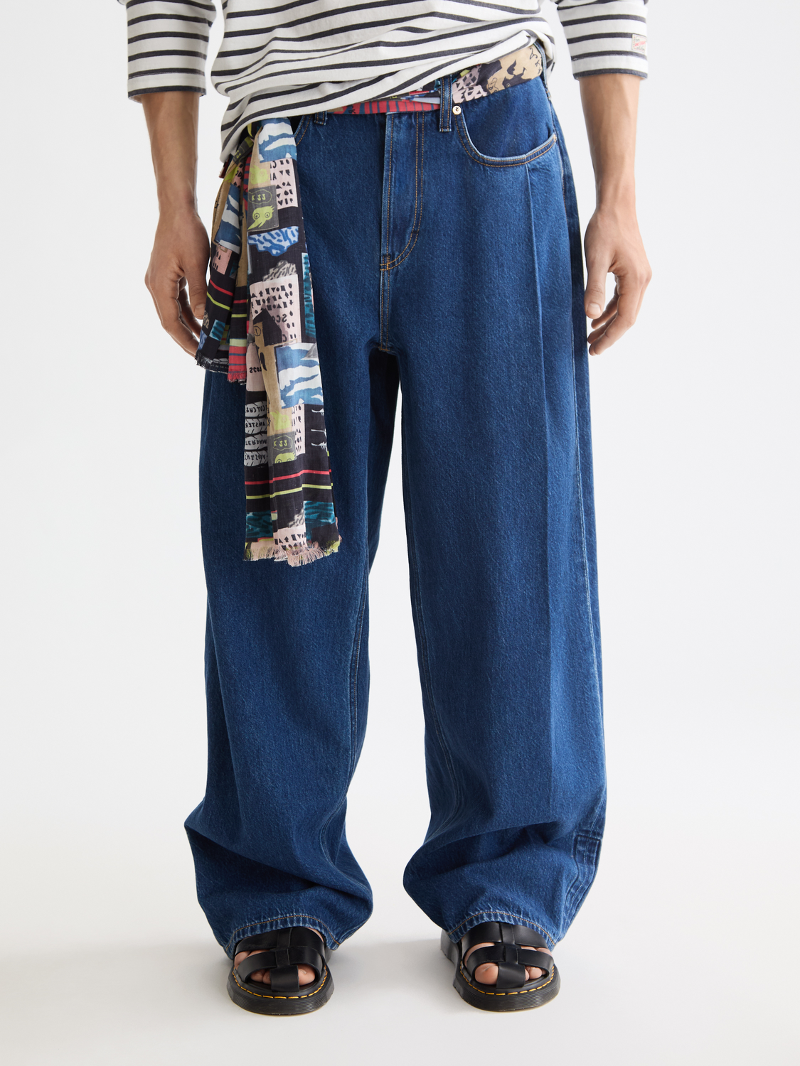 Seasonal super loose pleat front jeans — Forever Blue