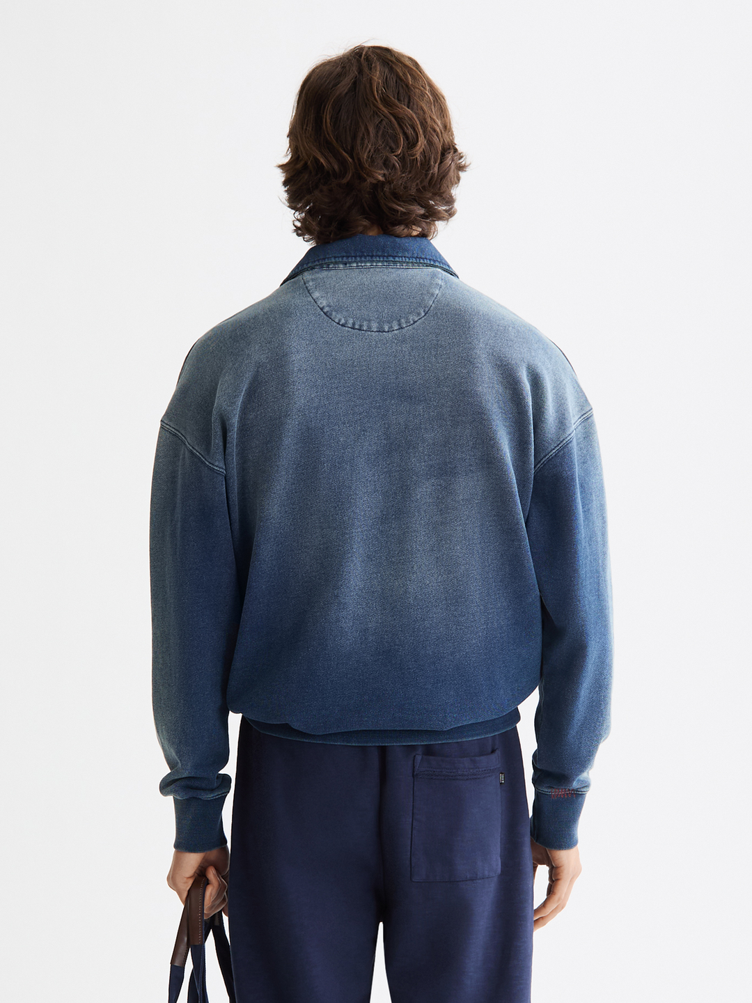 Worked out popover sweat in washed indigo